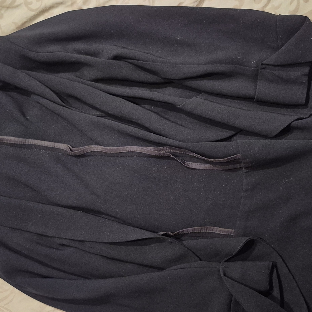 Women's Blazers - Picture 7 of 12